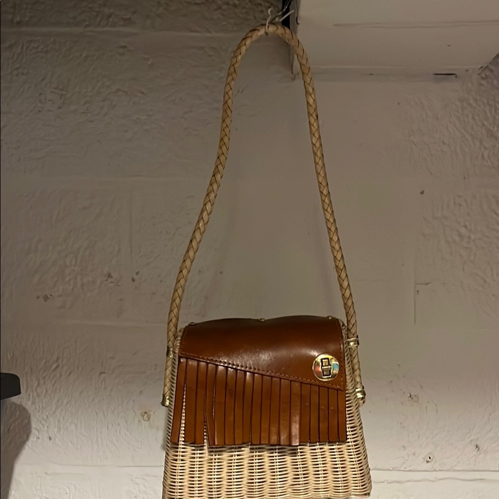 Vintage Brown Leather and coated Wicker Women's shoulder Bag Hong Kong - Picture 2 of 15